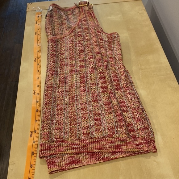 St. John Sport • Knitted Scoop Neck Tank Top - Picture 8 of 8